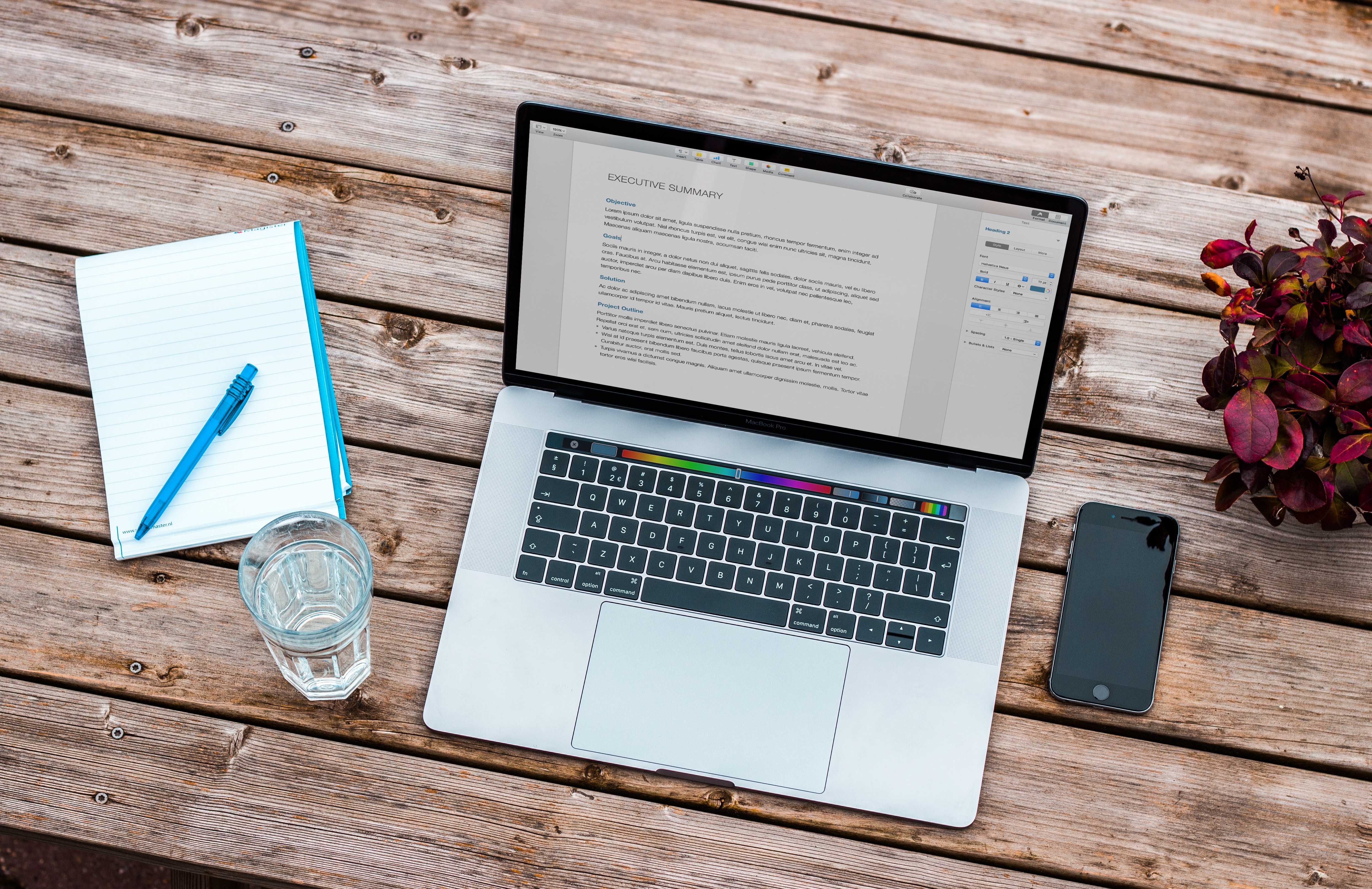 Thumbnail for 8 essential strategies for a seamless internal comms plan