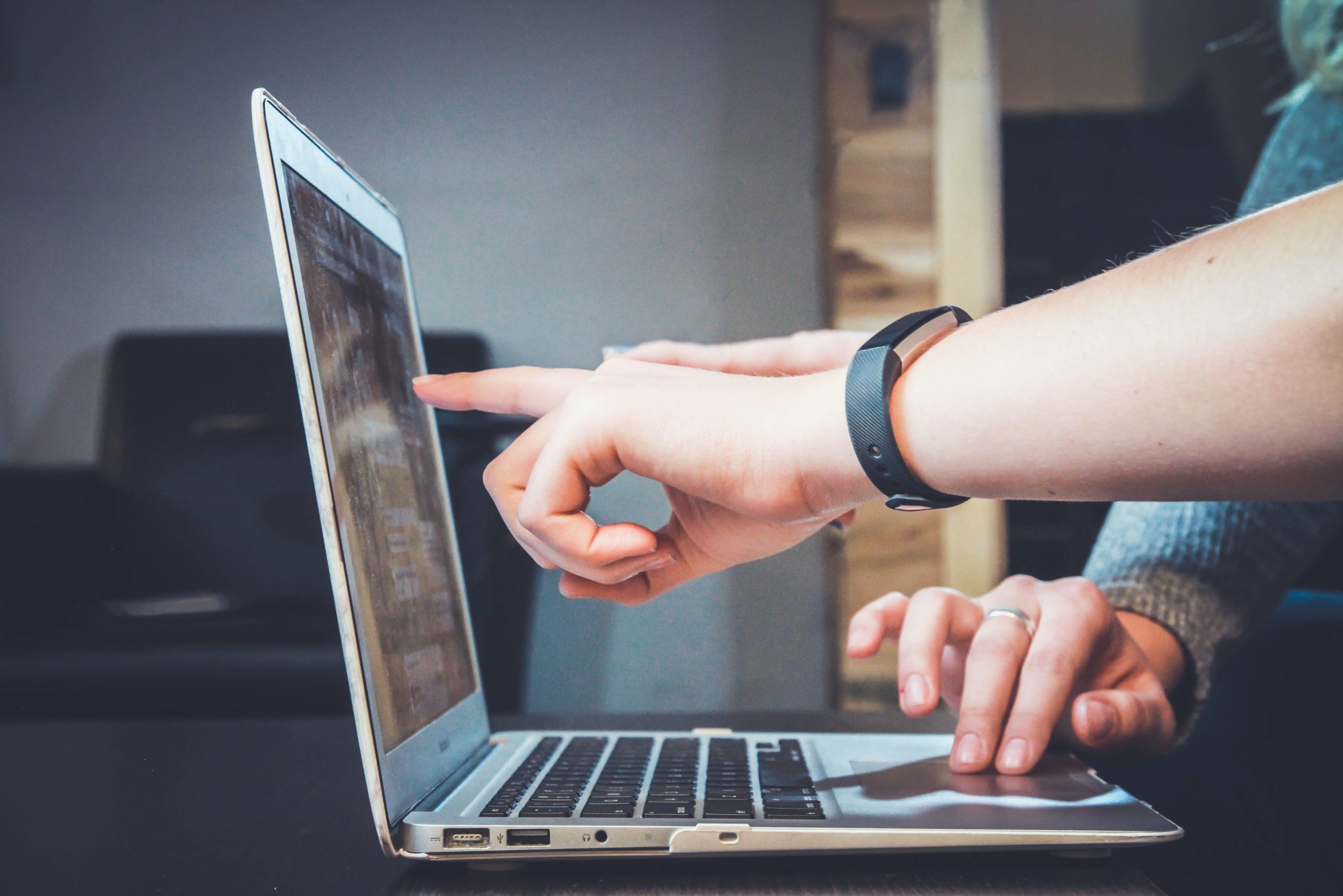 Featured image for The 7 essential intranet features you need to know about