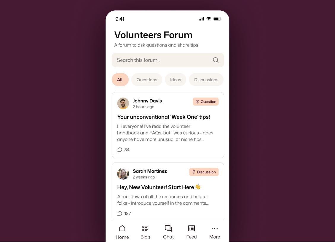 Mobile Volunteers Forum with posts from Johnny Davis (34 comments) and Sarah Martinez's new volunteer onboarding discussion (187 comments).