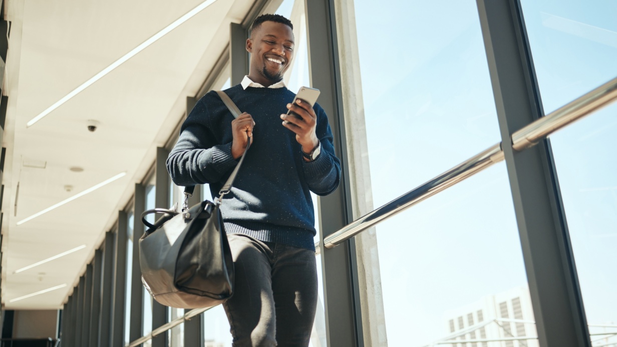 Featured image for Email is not dead: what the data really says about employee newsletters 